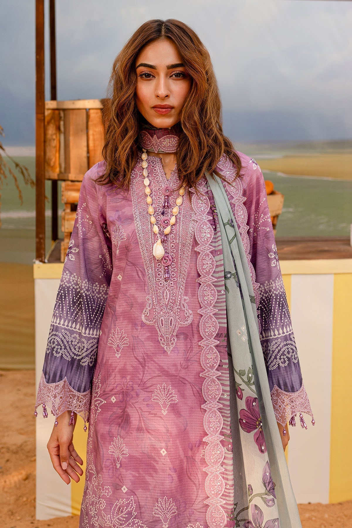 Nureh | Gardenia Lawn 25 | NSG-180 - Riwayat-e-Khas