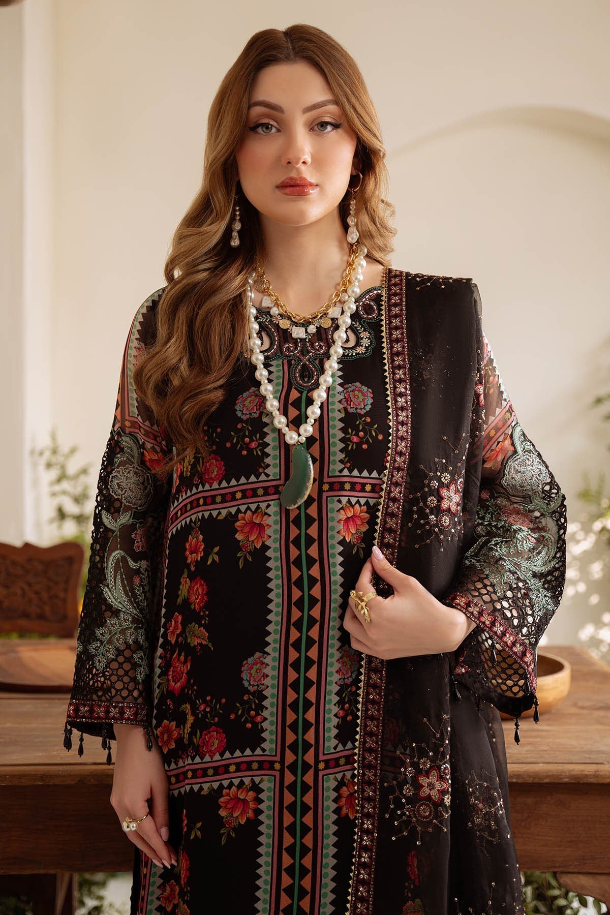 Nureh | Amaya Formals | AM-11