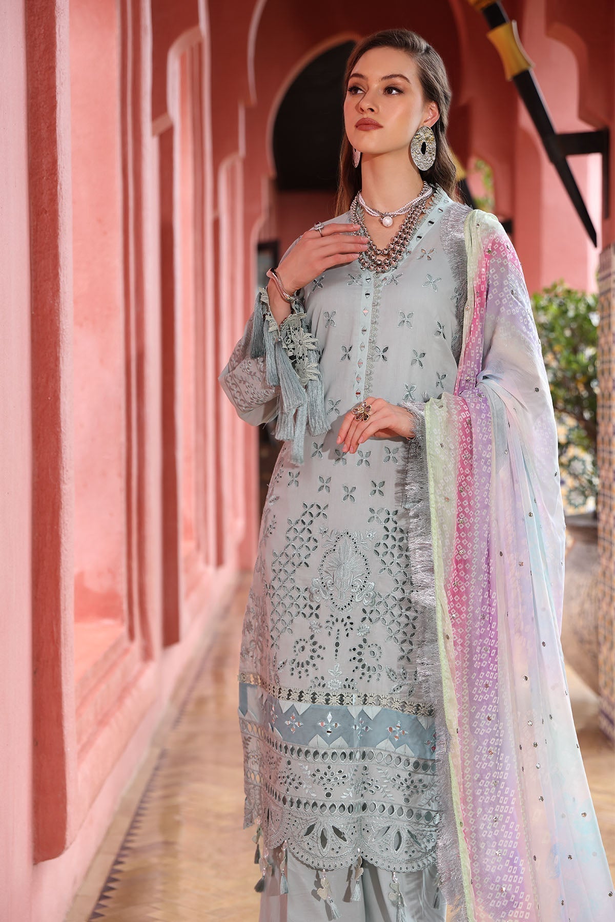 Nureh | Bazaar Lawn 25 | NE-111 - Riwayat-e-Khas