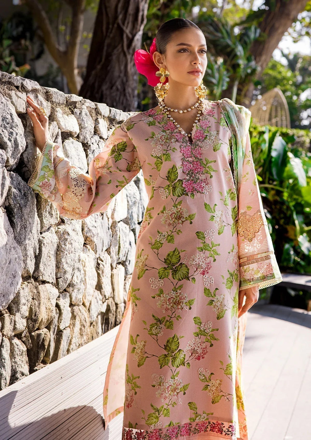 ELAF Signature Embroidered Lawn 3Pc Suit ESL-05B DELIGHT DRAPE