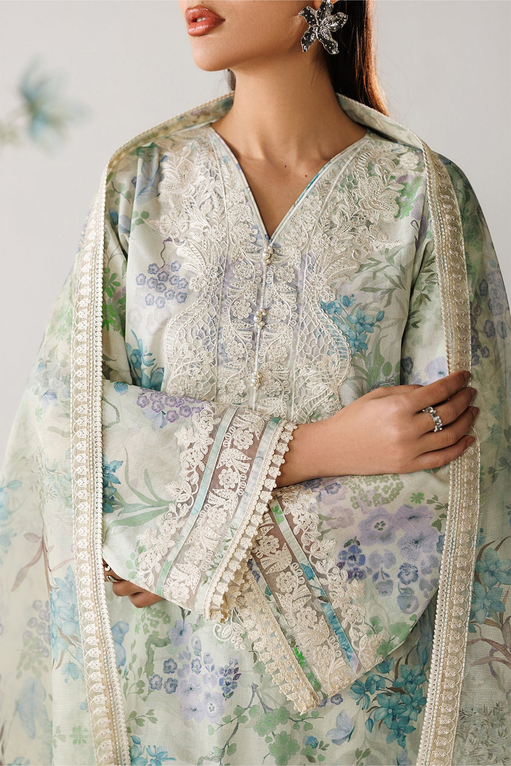 Baroque | Embroidered Lawn | SF-4417