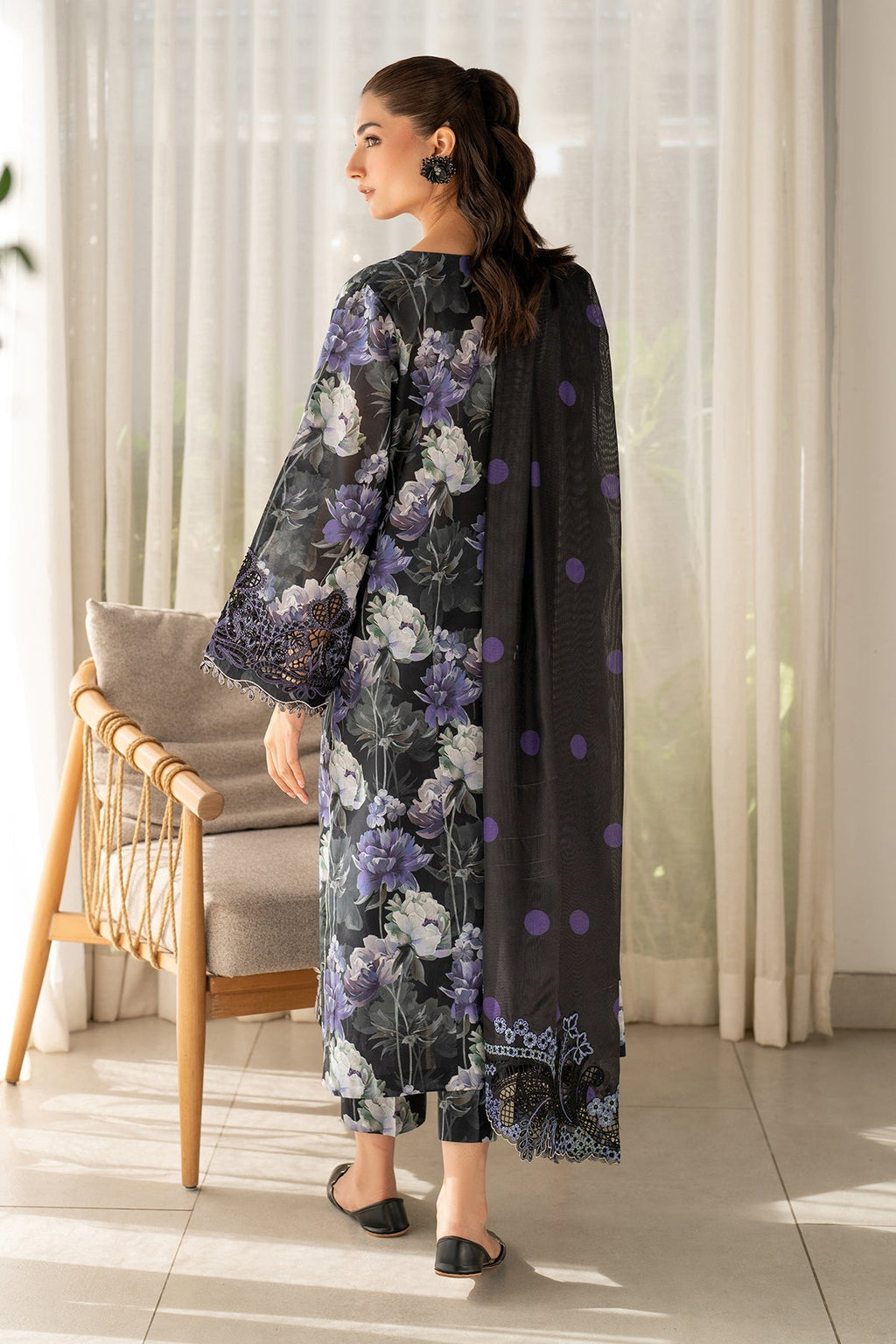 Baroque | Embroidered Lawn | SF-4093