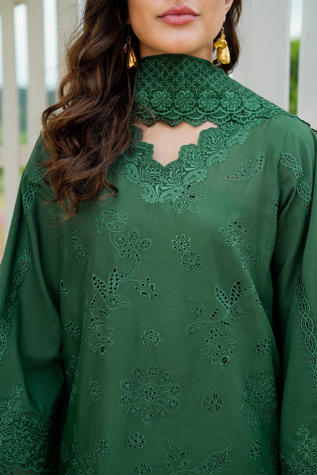 Baroque | Embroidered Lawn | SF-4213