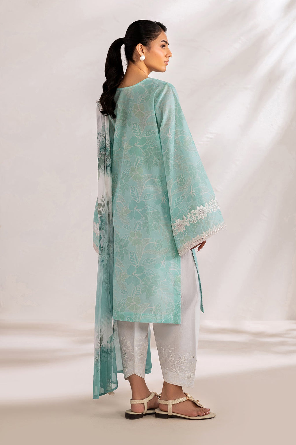 Baroque | Embroidered Lawn | SF-4451