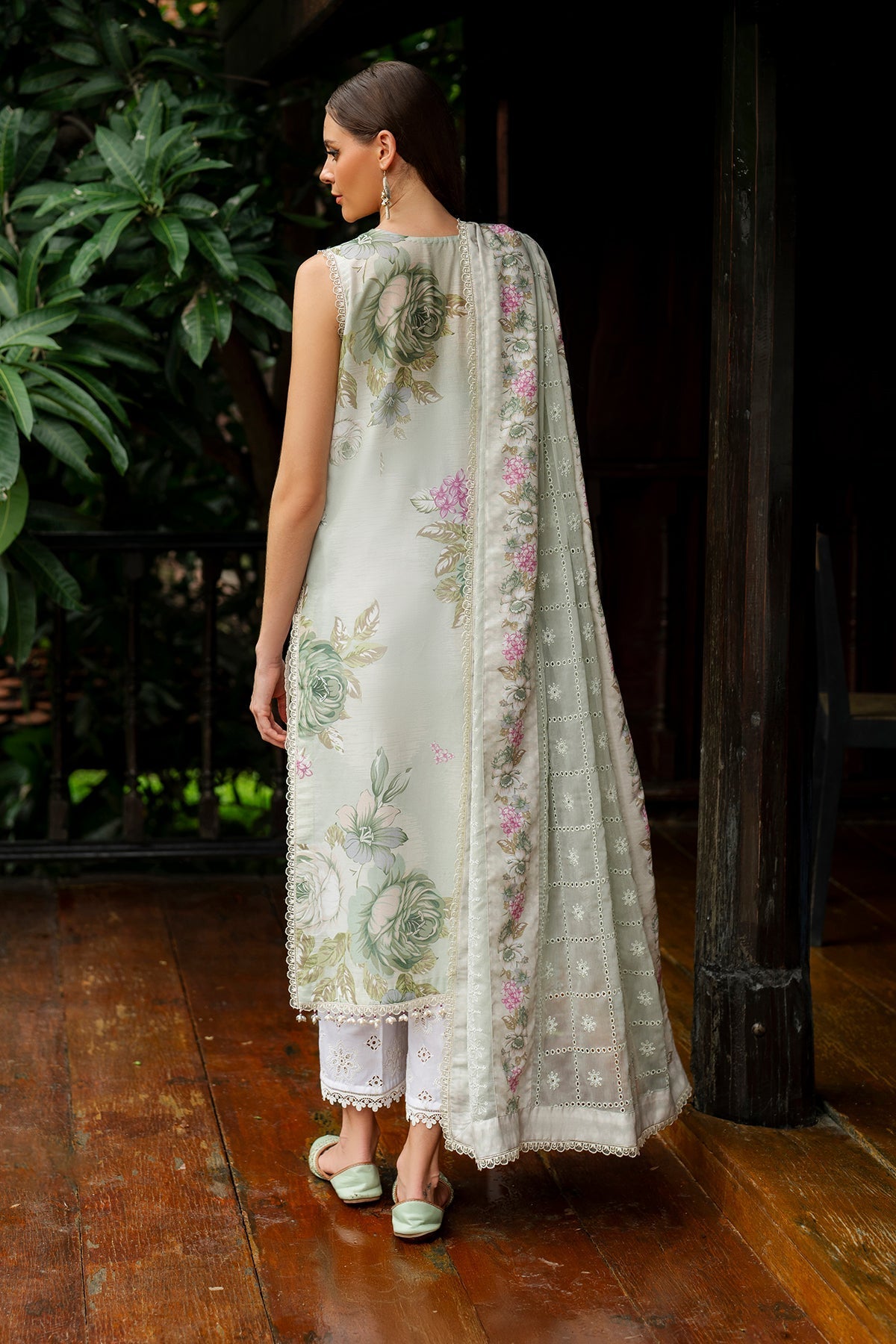 Baroque | Embroidered Lawn | SF-4269