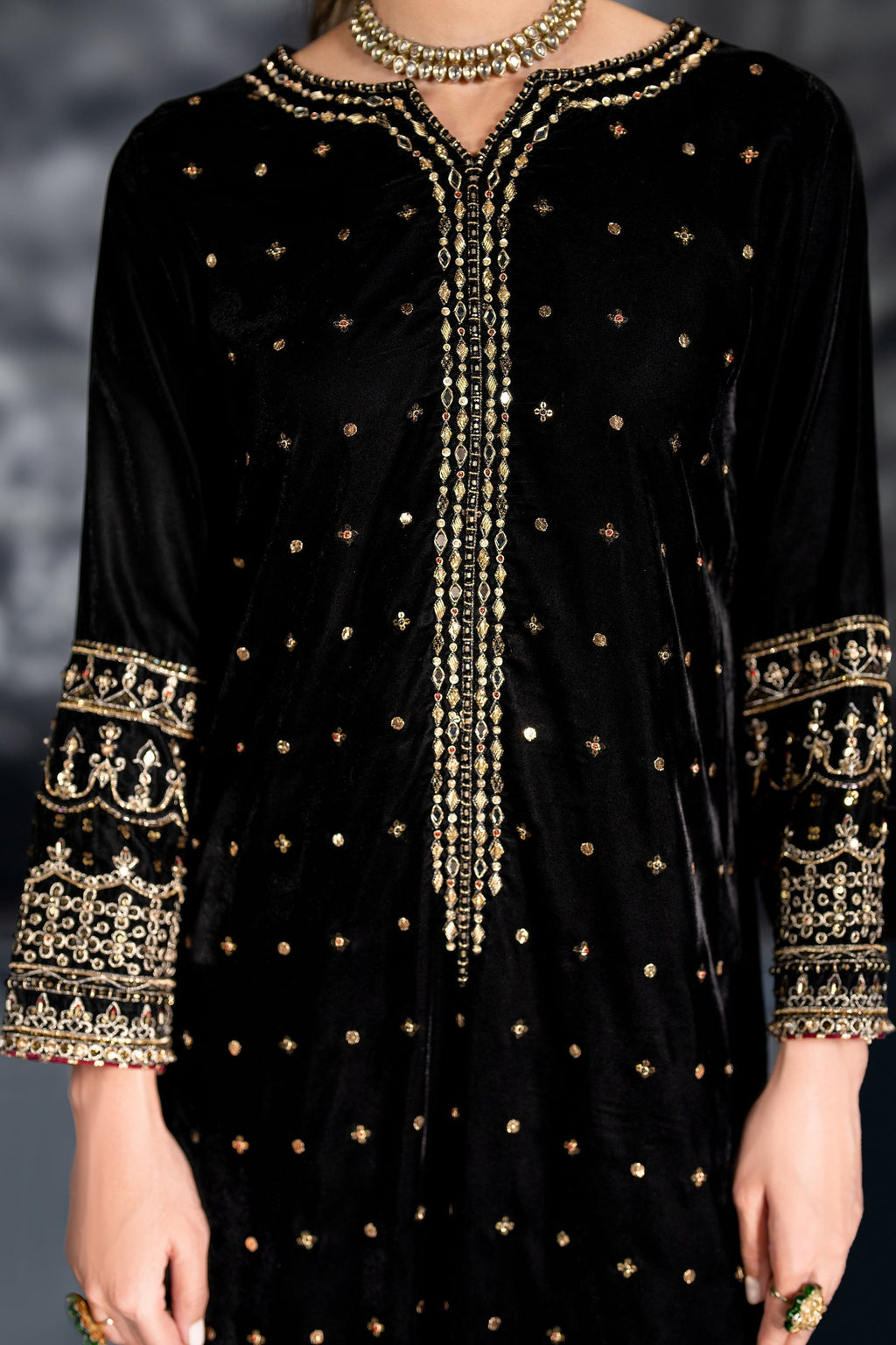 Naqshi | Makhmal 24 | ZUNI - Riwayat-e-Khas