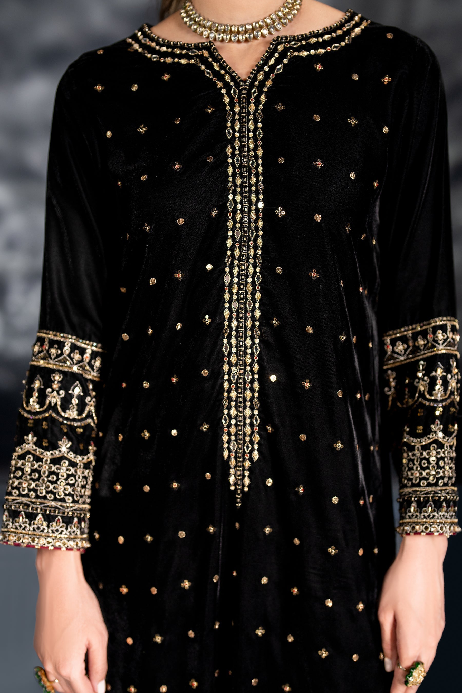 Naqshi | Makhmal 24 | ZUNI - Riwayat-e-Khas