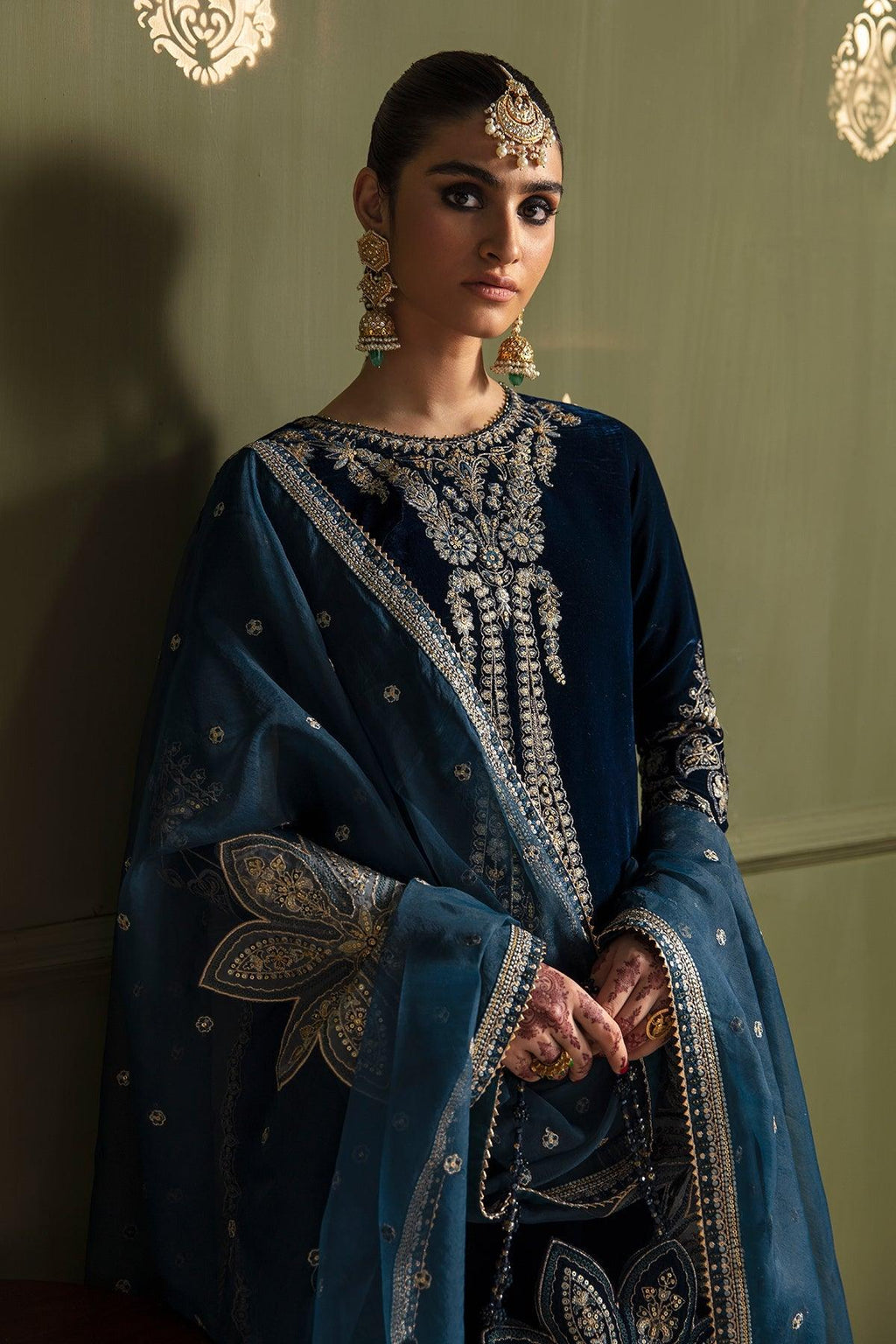 Baroque Velvet UF-467 - House Of Anaya