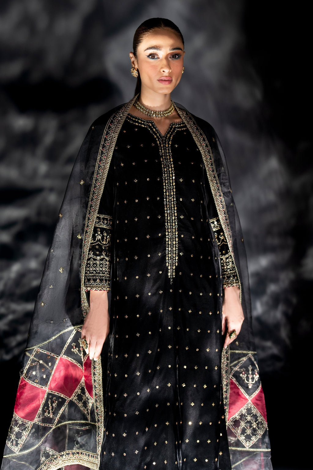 Naqshi | Makhmal 24 | ZUNI - Riwayat-e-Khas