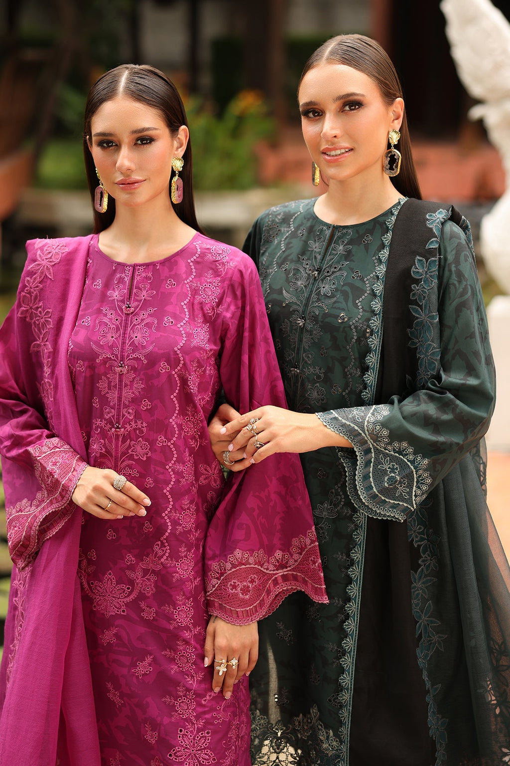 Baroque | Embroidered Lawn | SF-4254