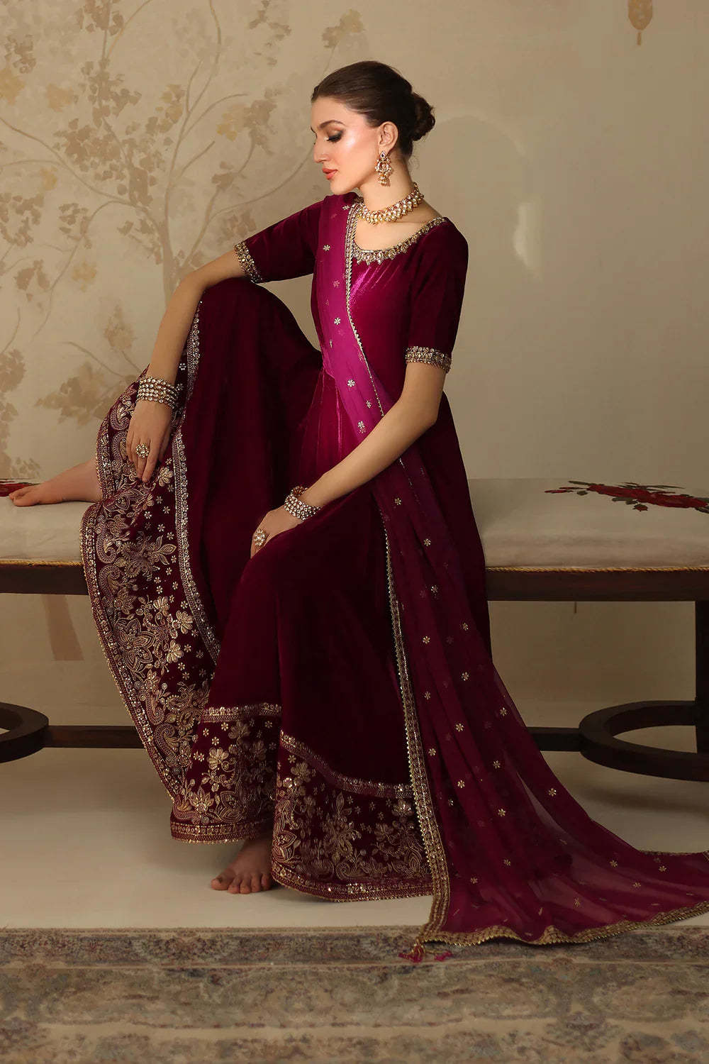 Baroque | EMBROIDERED VELVET | PR-1225