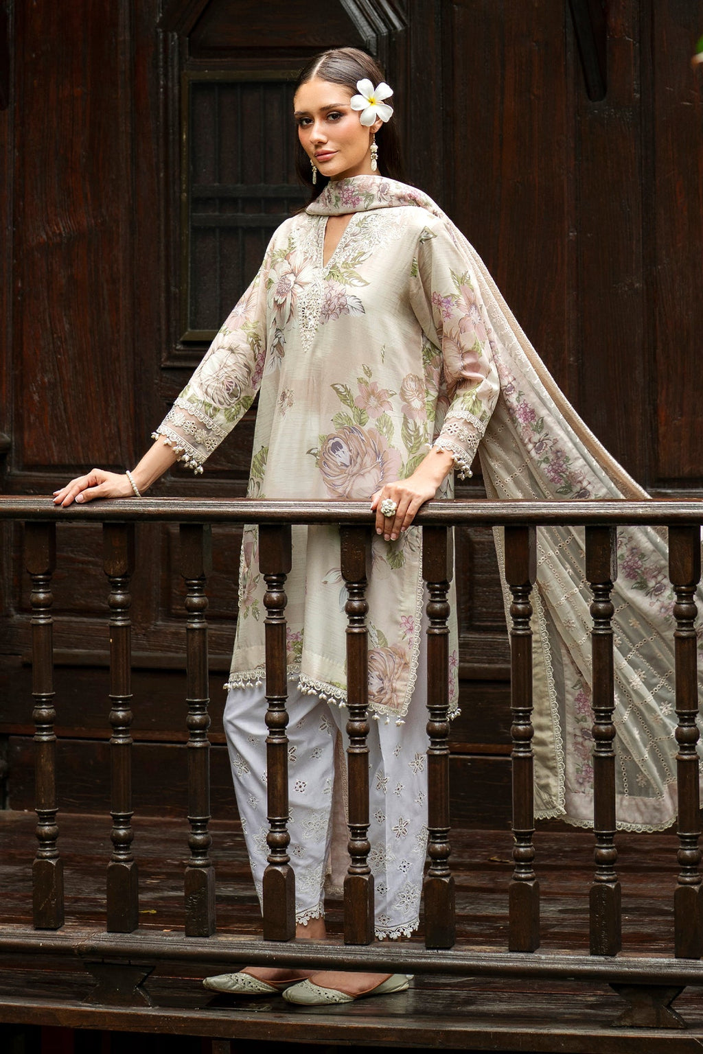 Baroque | Embroidered Lawn | SF-4270