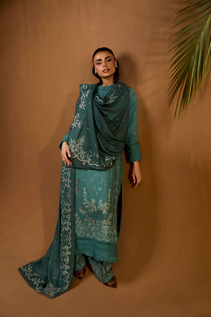 Sobia Nazir | Winter Shawl 25 | Design 5A