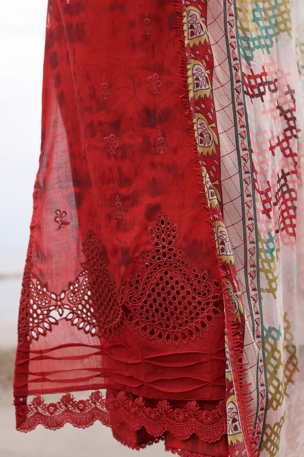 Nureh | Garde nia Embroidered Lawn 25 |NSG-170