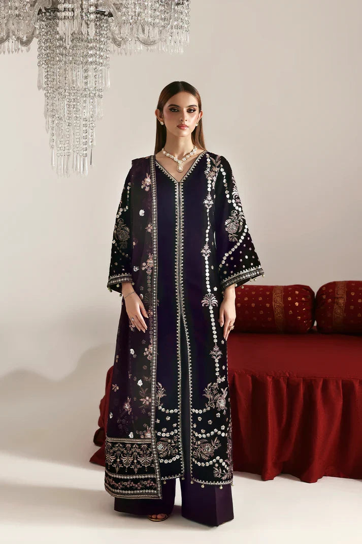 Emaan Adeel | Zarposh Velvet Collection | DILNAR