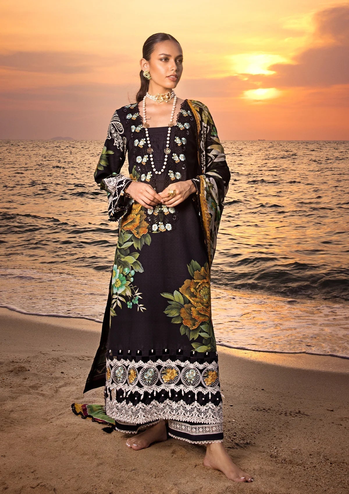 ELAF Signature Embroidered Lawn 3Pc Suit ESL-08B NIGHTFALL