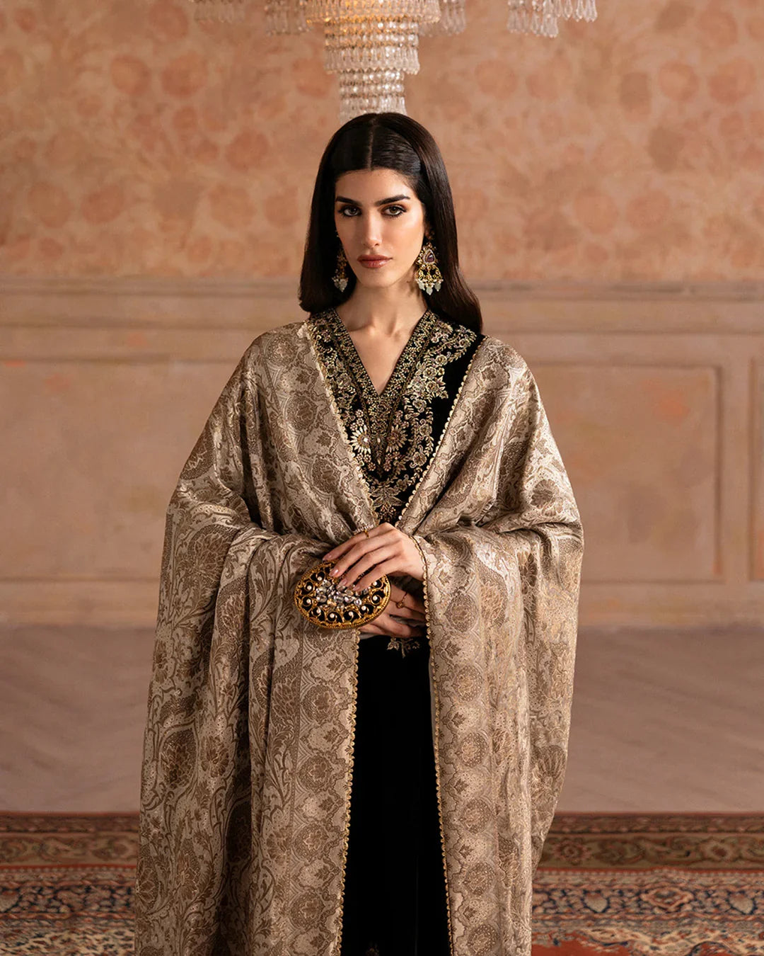 Faiza saqlain | Ismene formals | Vita