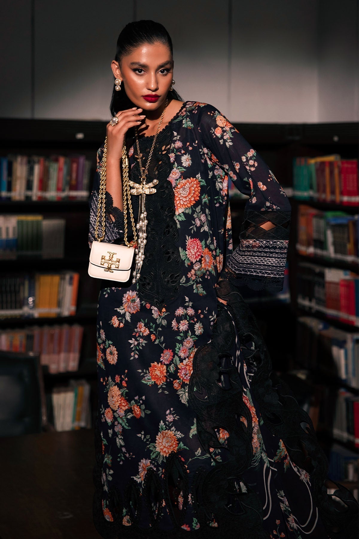 Nureh | Glam Girl Lawn | GL-18 - Riwayat-e-Khas