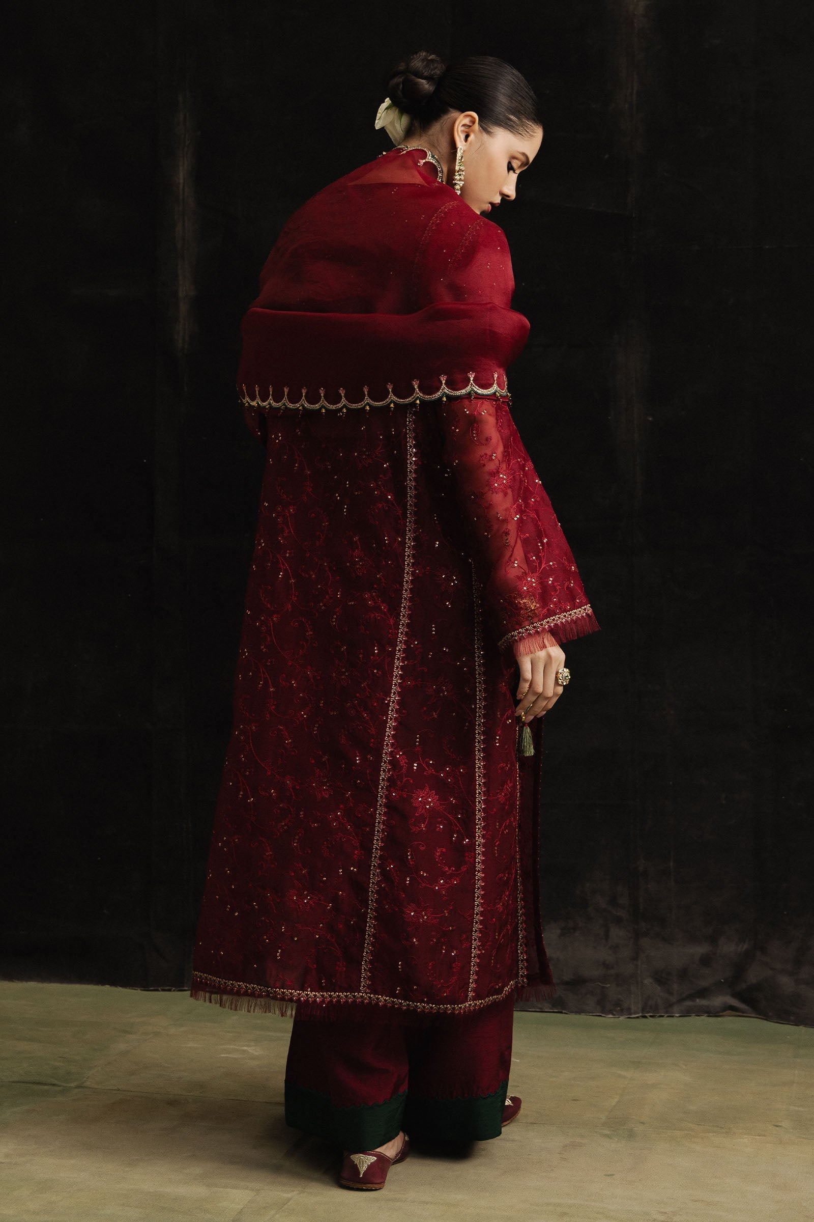 Zara Shahjahan | Studio Portraits | Baila