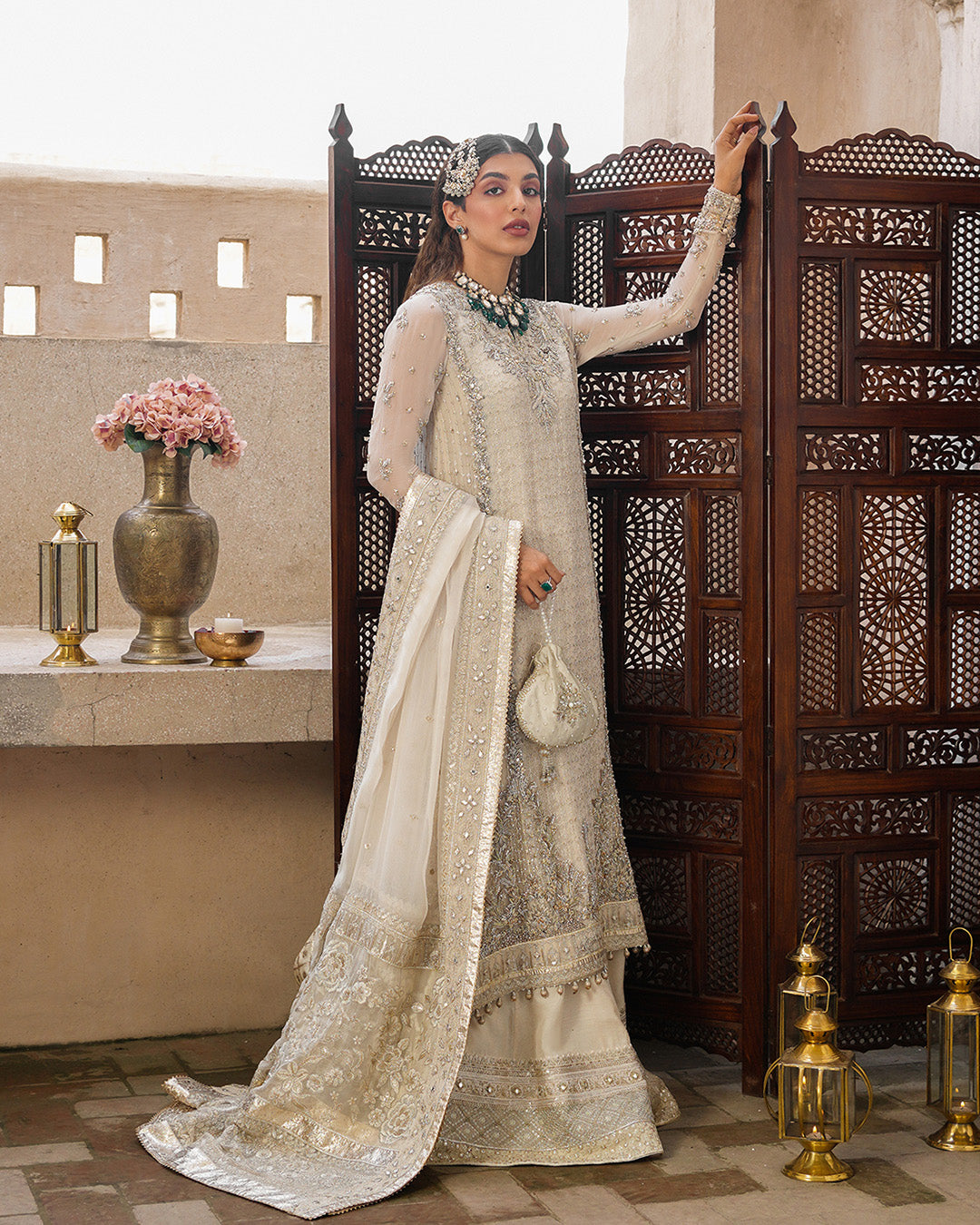 Faiza Saqlain | Irina | Elvana