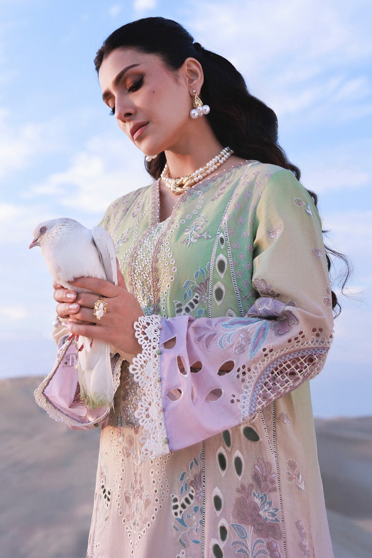 Nureh | Aman Luxe | Emelfie NE-228