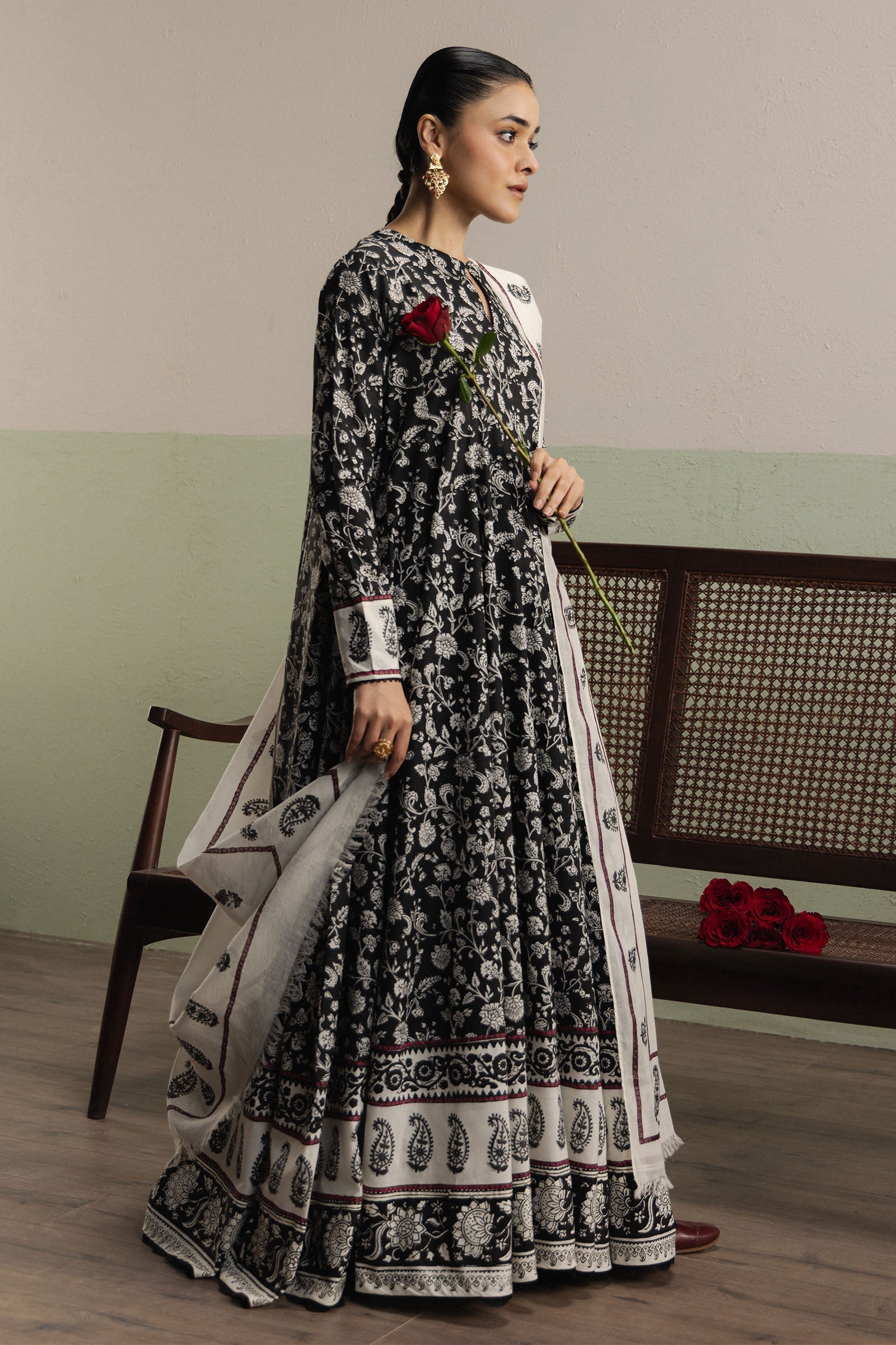 Zara Shahjahan | Eid Pret 2026 | Roshni