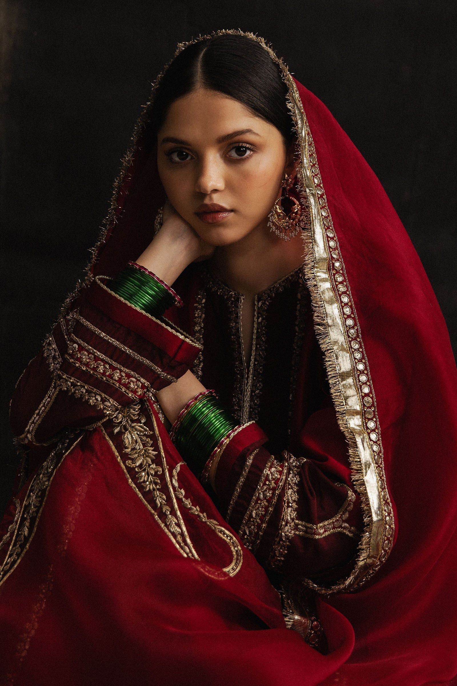 Zara Shahjahan | Studio Portraits | Raniya