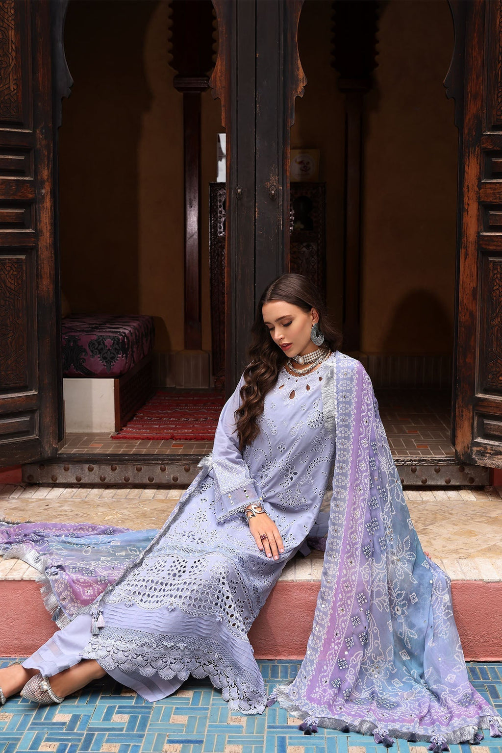Nureh | Bazaar Lawn 25 | NE-108 - Riwayat-e-Khas