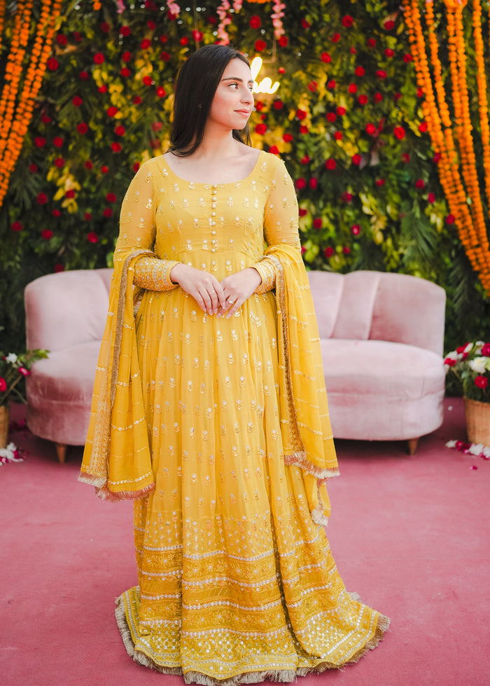 Allure | Mayal Formals | IZNA HAMZA - Riwayat-e-Khas