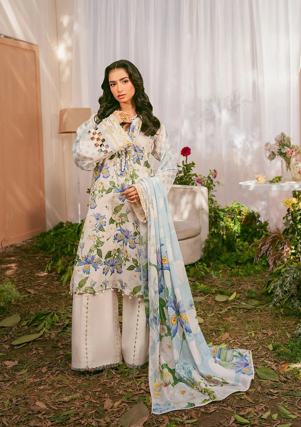 Elaf Premium | Prints 25 | EPS-6A IVORY PETALS