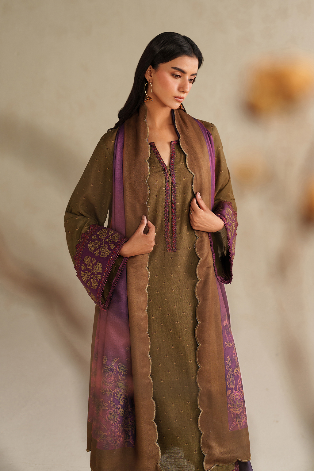 Iznik | Winter Chapter 25 | UE-573 Printed Khaddar