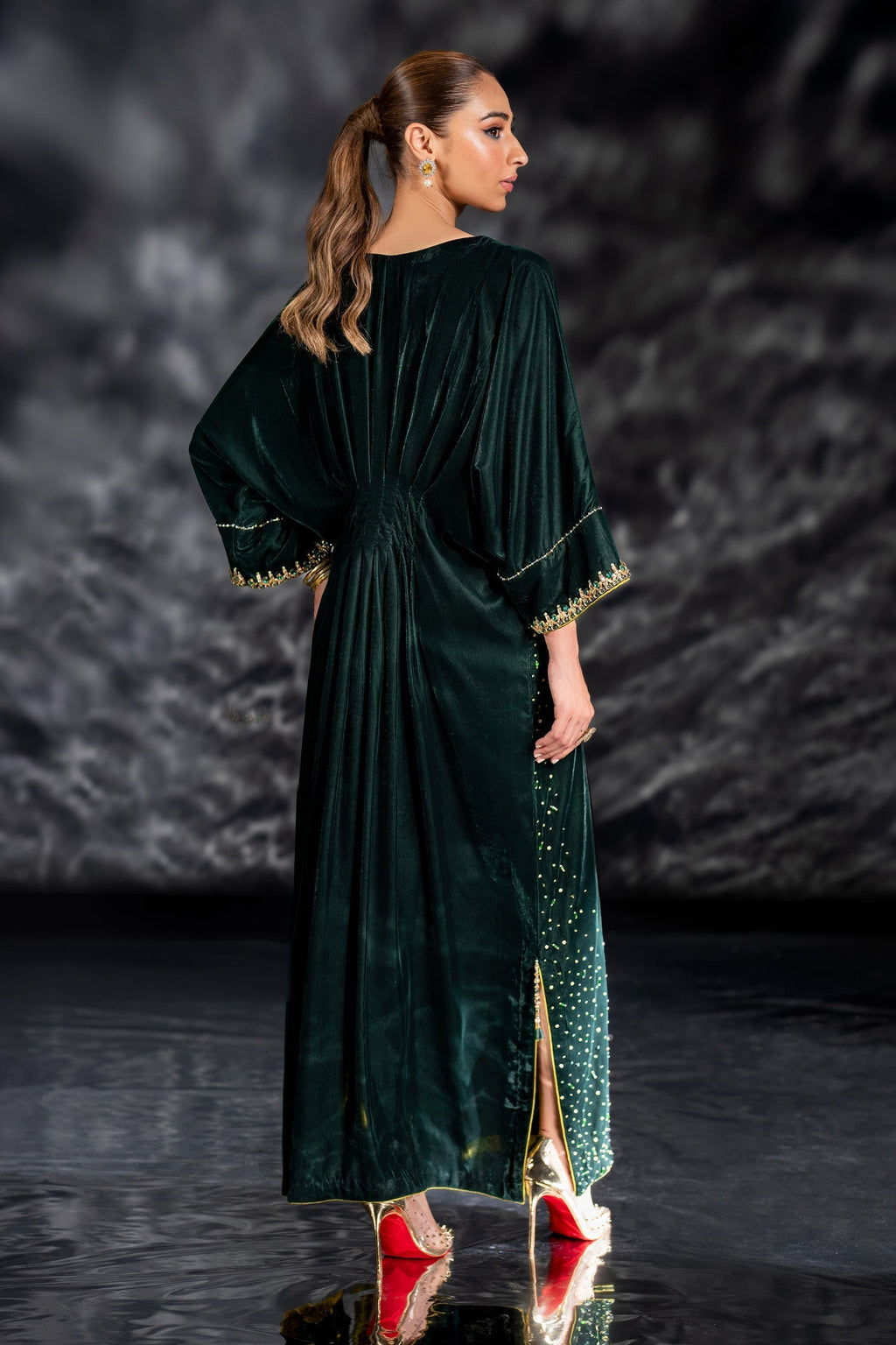 Naqshi | Makhmal 24 | VINNIE - Riwayat-e-Khas