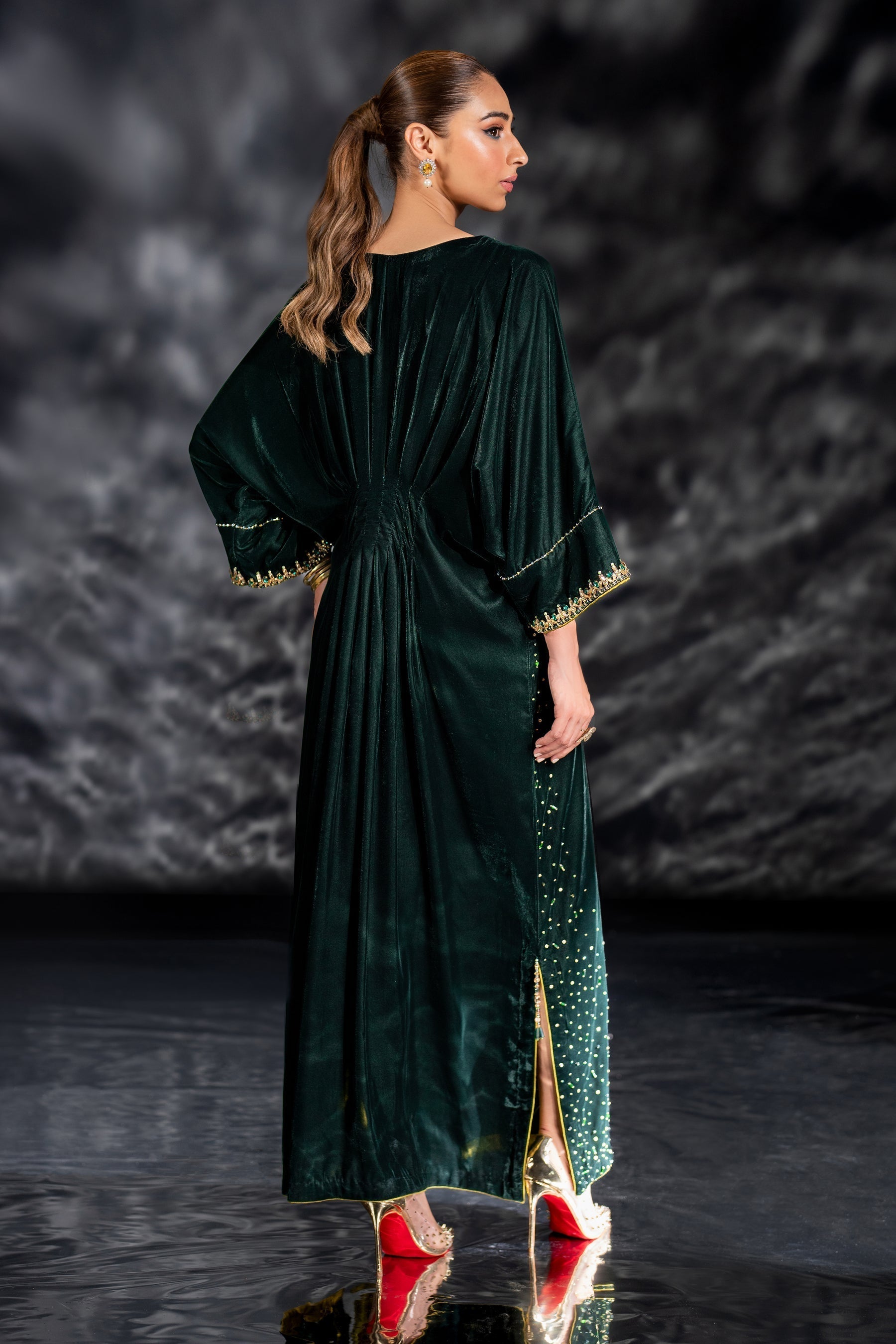 Naqshi | Makhmal 24 | VINNIE - Riwayat-e-Khas