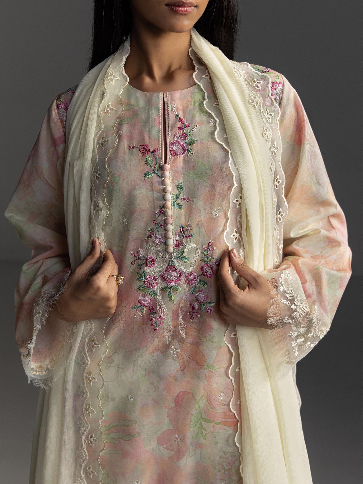 Zara Shahjahan | Coco Lawn 26 | Aira-6B