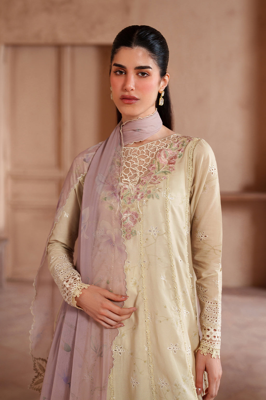 Iznik | Eid Lawn | EL-10 Embroidered Lawn