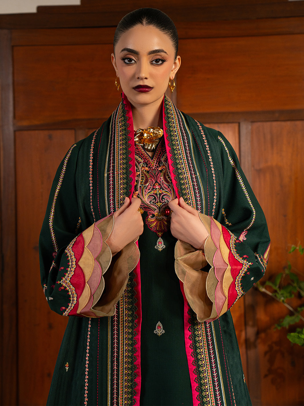 Bin Ilyas | Gulrukh Khaddar 25 | 64-B