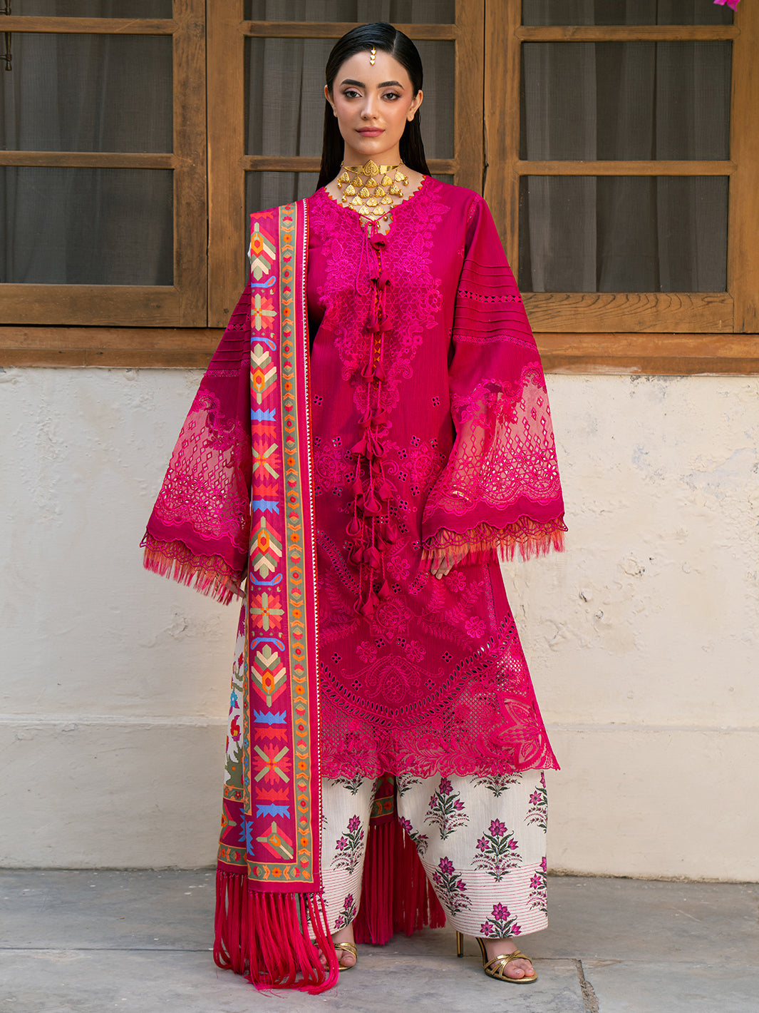 Bin Ilyas | Gulrukh Khaddar 25 | 66-B