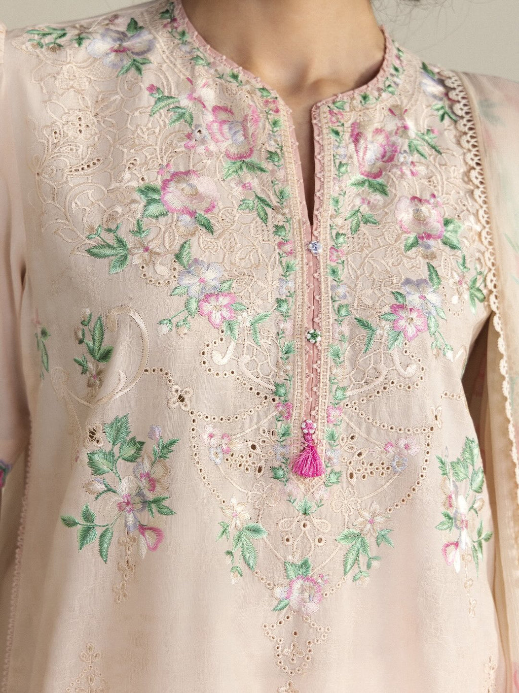 Zara Shahjahan | Coco Lawn 26 | Arlo-7B