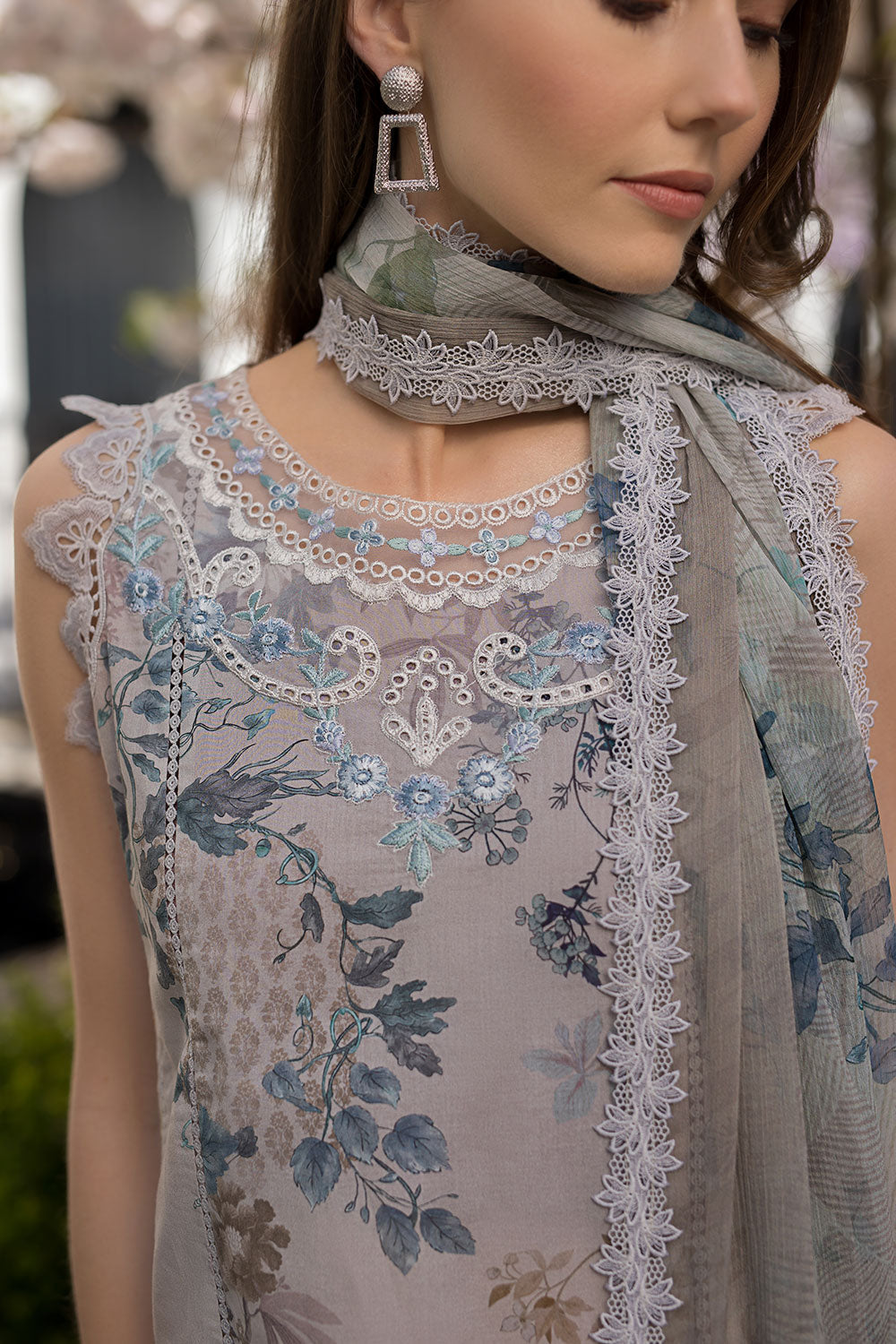 Sobia Nazir | Basics 25 | Design A9
