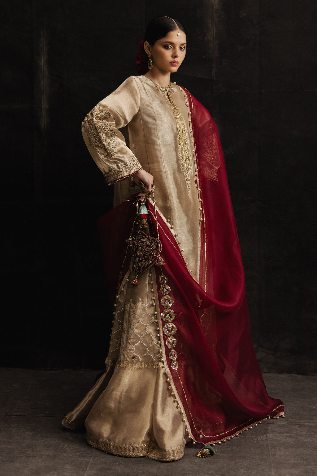 Zara Shahjahan | Studio Portraits | Zariyab