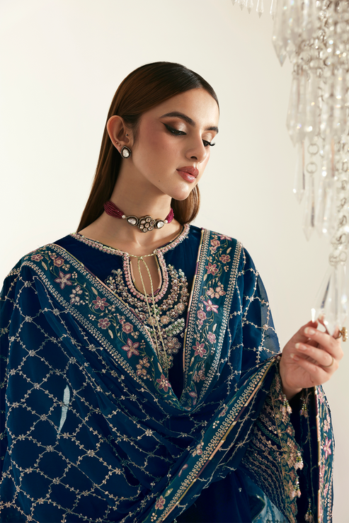 Emaan Adeel | Zarposh Velvet 25 | JAHANARA