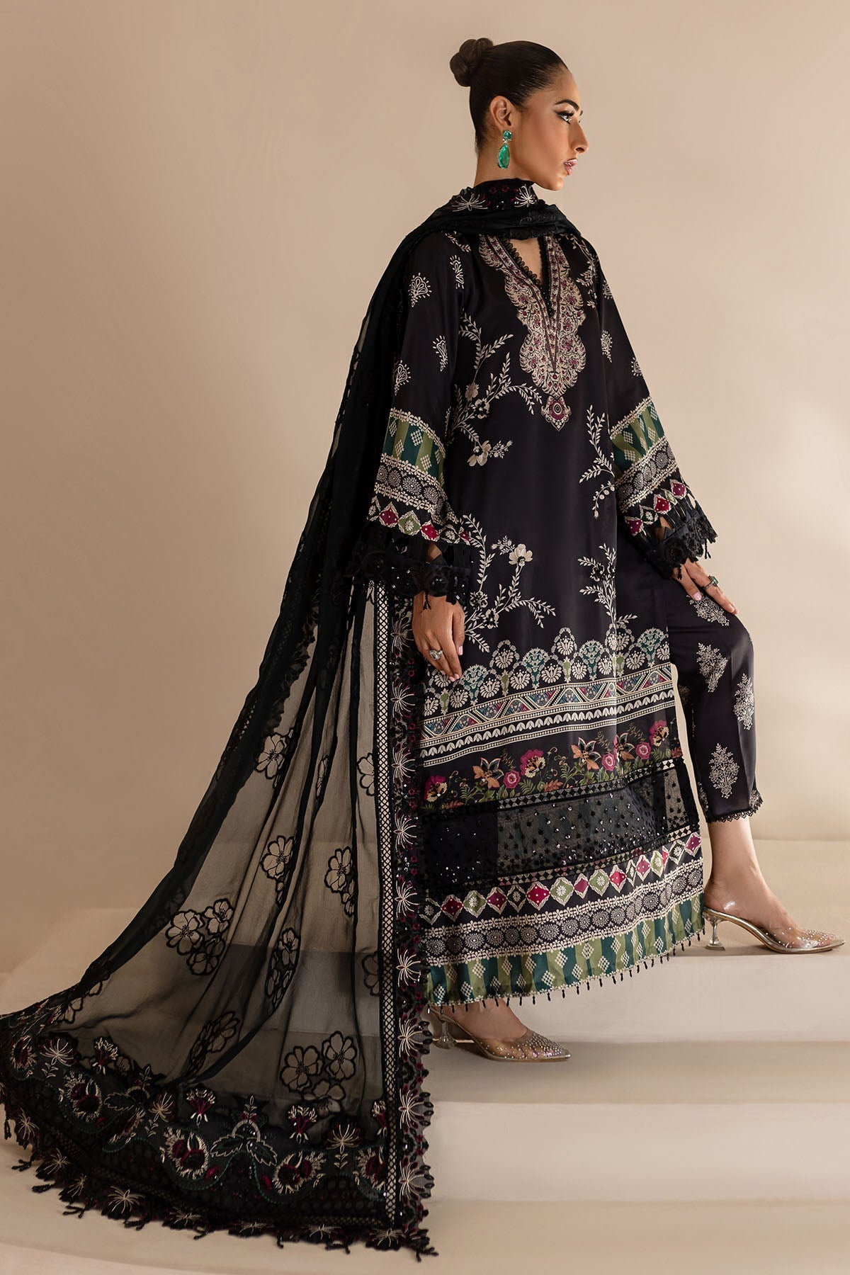Nureh | The Silk | S-17