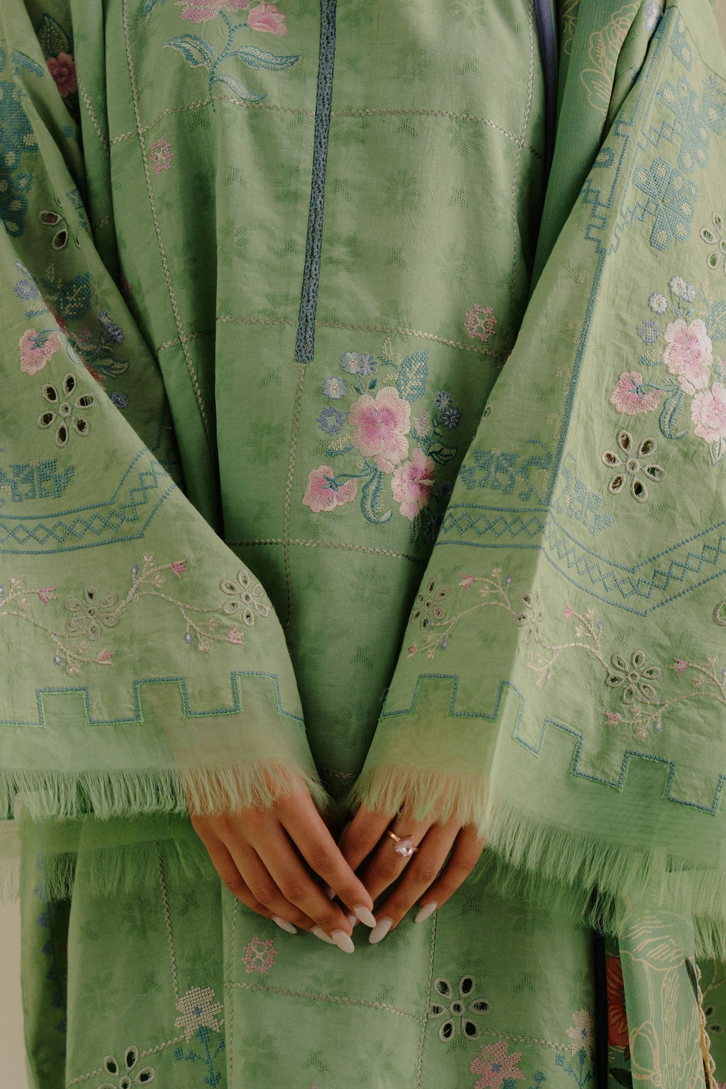 Zara Shahjahan | Coco Lawn 25 | Sufa-5A