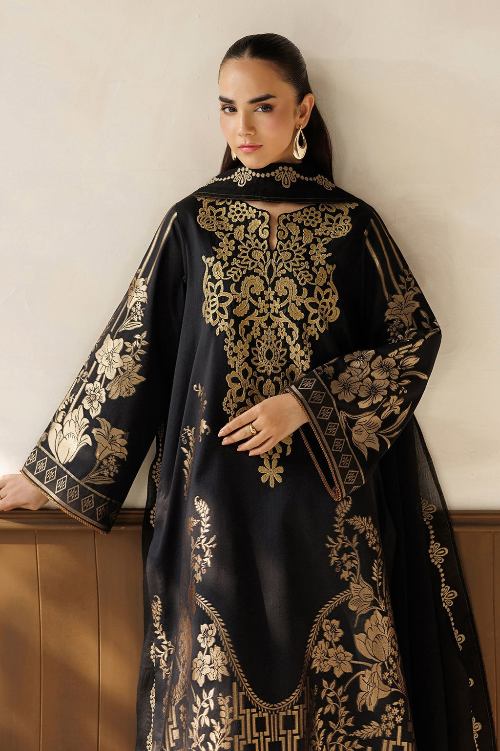 Baroque | Embroidered Lawn | SF-4501
