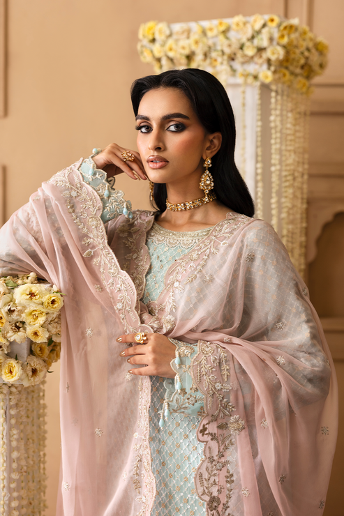 Emaan Adeel | Sheherzadi Formals 25 | AARIZ
