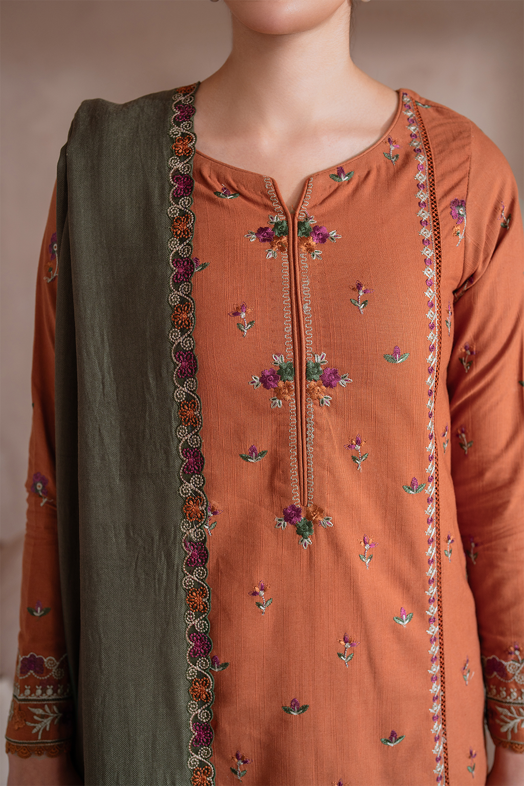 Iznik | Exclusive Winter | UE-367