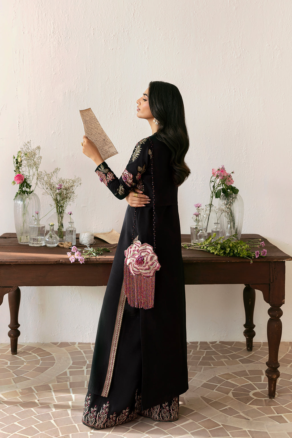 Vanya | Luxury and Formals | SY-02 - Riwayat e Khas