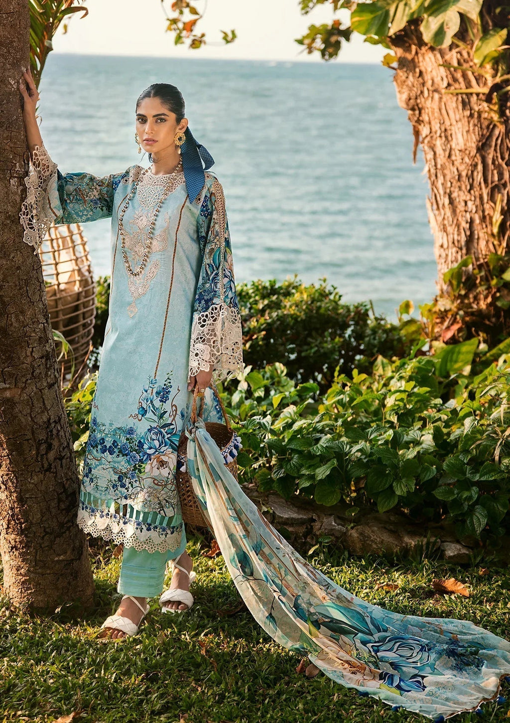 ELAF Signature Embroidered Lawn 3Pc Suit ESL-07B HEAVEN'S MIST