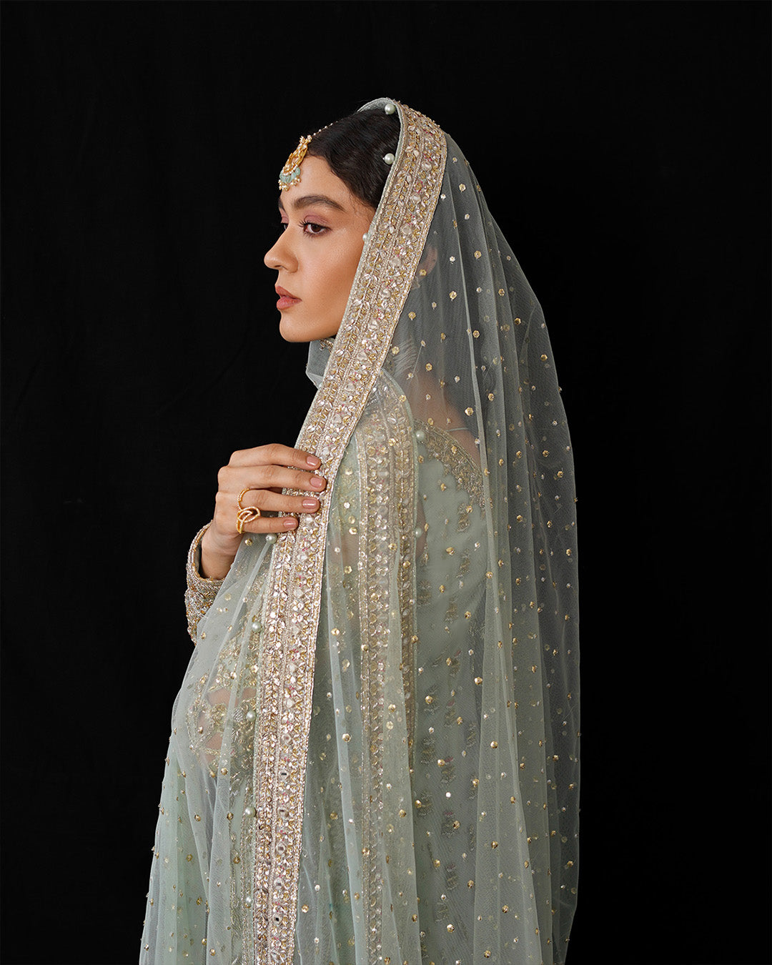 Faiza Saqlain | Irina | Cahya