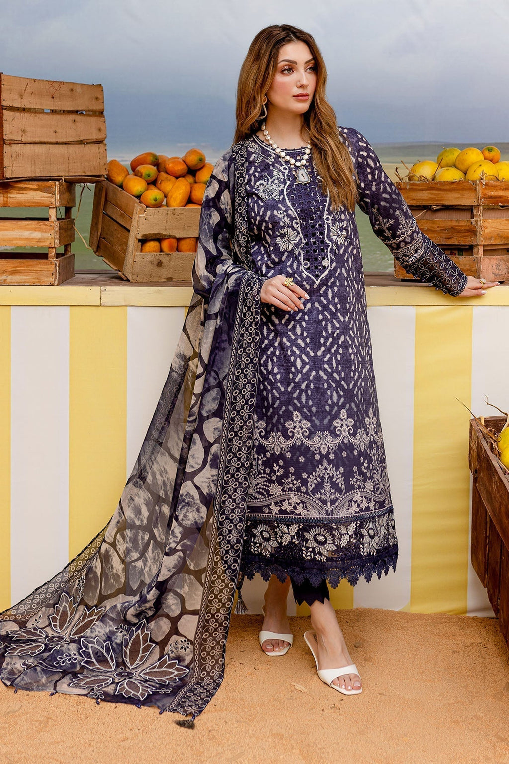 Nureh | Gardenia Lawn 25 | NSG-182 - Riwayat-e-Khas